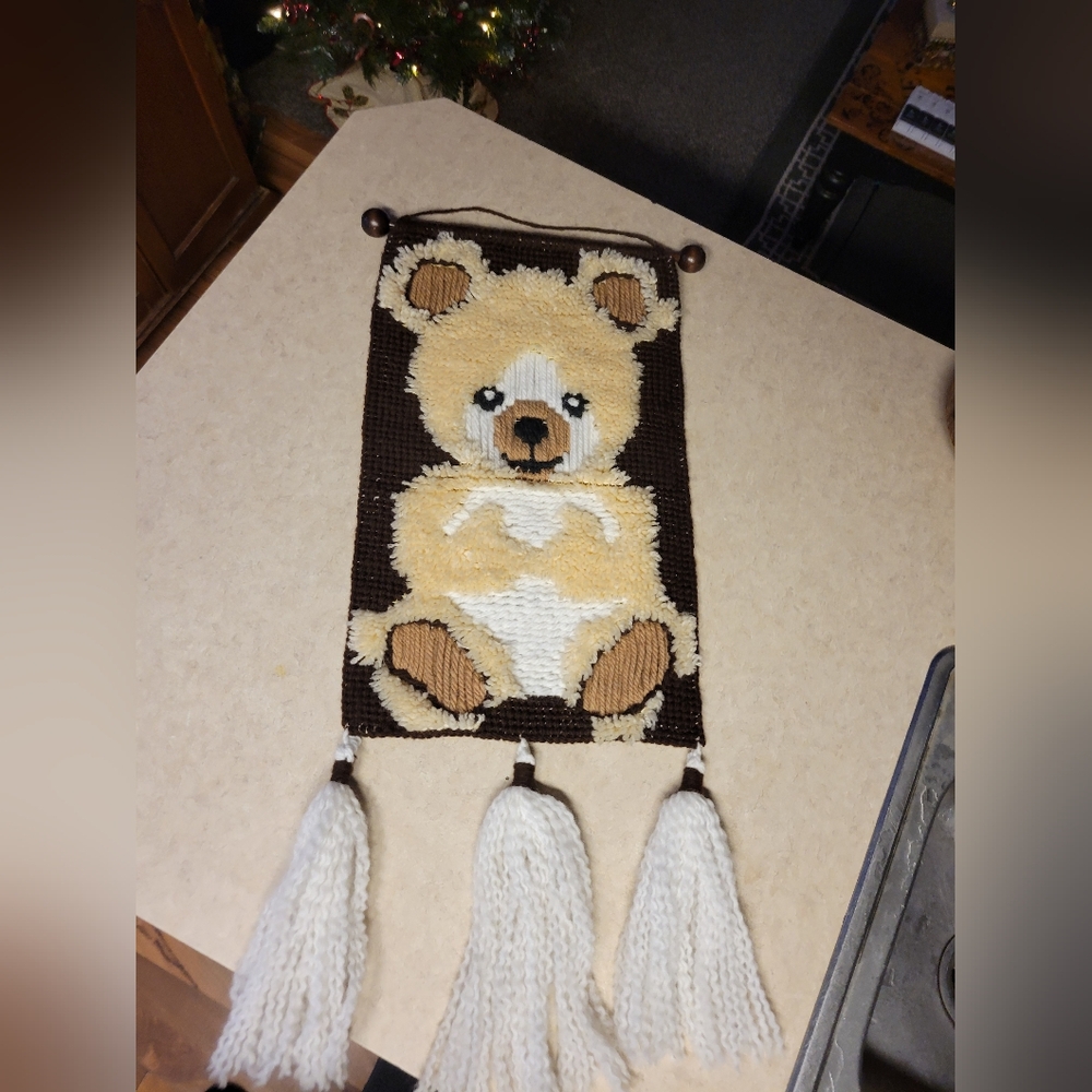 Vintage Handcrafted Bear latchhook Wall Hanging with Tassels